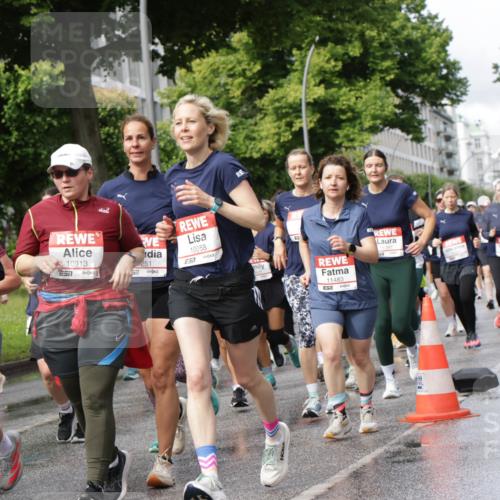 14.06.2026 - REWE Women's Run Jannik Wohlers http://msf.ph/oto/9796642 14.06.2026 09:10:49 Laufen 10913, 40, 251, 10058, 57, 577, 11483, 7, 5 meine-sportfotos.de