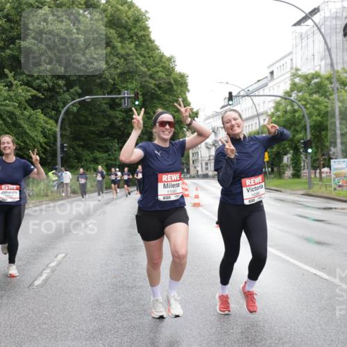 14.06.2026 - REWE Women's Run Jannik Wohlers http://msf.ph/oto/9796679 14.06.2026 09:59:15 Laufen 10787, 11080, 10368 meine-sportfotos.de