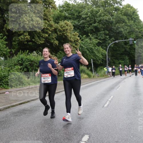 14.06.2026 - REWE Women's Run Jannik Wohlers http://msf.ph/oto/9796693 14.06.2026 09:59:16 Laufen 10788, 10787 meine-sportfotos.de