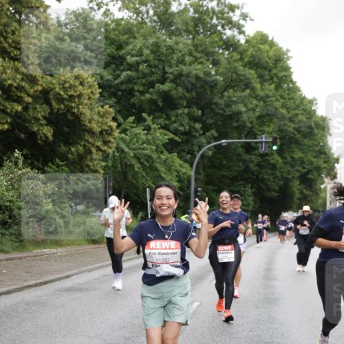 14.06.2026 - REWE Women's Run Jannik Wohlers http://msf.ph/oto/9796806 14.06.2026 09:59:28 Laufen 11027 meine-sportfotos.de