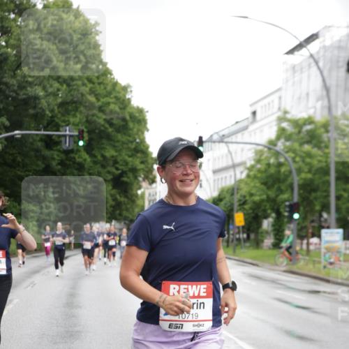14.06.2026 - REWE Women's Run Jannik Wohlers http://msf.ph/oto/9796833 14.06.2026 09:59:30 Laufen 10719 meine-sportfotos.de
