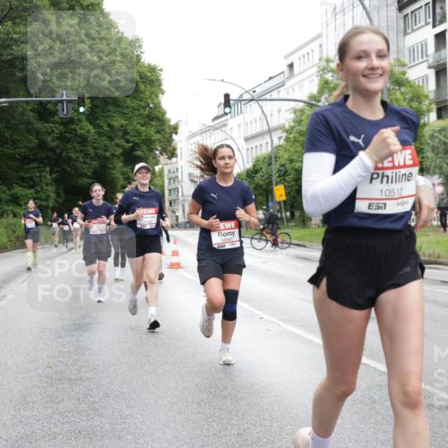 14.06.2026 - REWE Women's Run Jannik Wohlers http://msf.ph/oto/9796894 14.06.2026 09:59:40 Laufen 11452, 10583, 10512, 7 meine-sportfotos.de