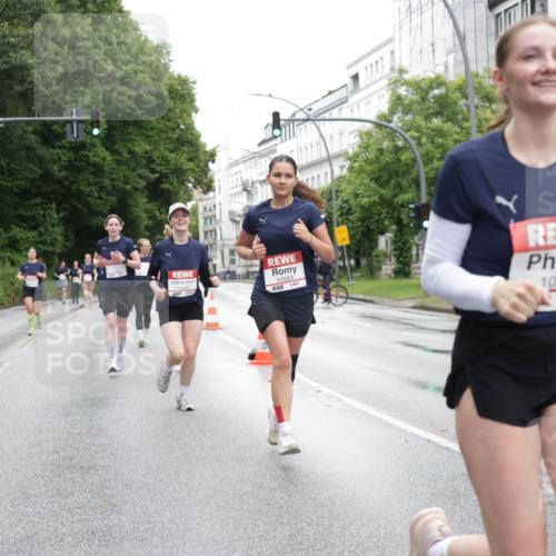 14.06.2026 - REWE Women's Run Jannik Wohlers http://msf.ph/oto/9796899 14.06.2026 09:59:40 Laufen 10583, 10512 meine-sportfotos.de