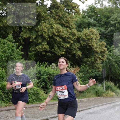 14.06.2026 - REWE Women's Run Jannik Wohlers http://msf.ph/oto/9796954 14.06.2026 09:59:47 Laufen 823, 10822 meine-sportfotos.de