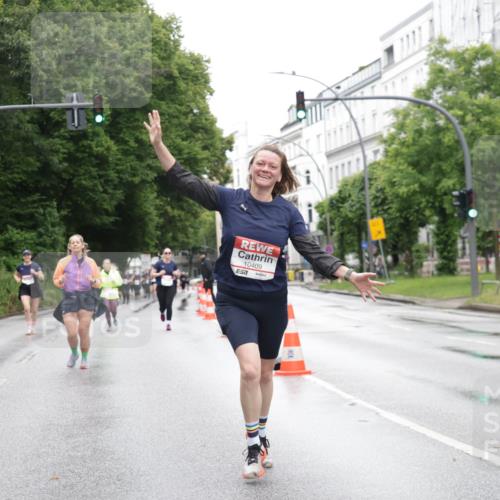14.06.2026 - REWE Women's Run Jannik Wohlers http://msf.ph/oto/9796982 14.06.2026 09:59:51 Laufen 11043, 10409 meine-sportfotos.de