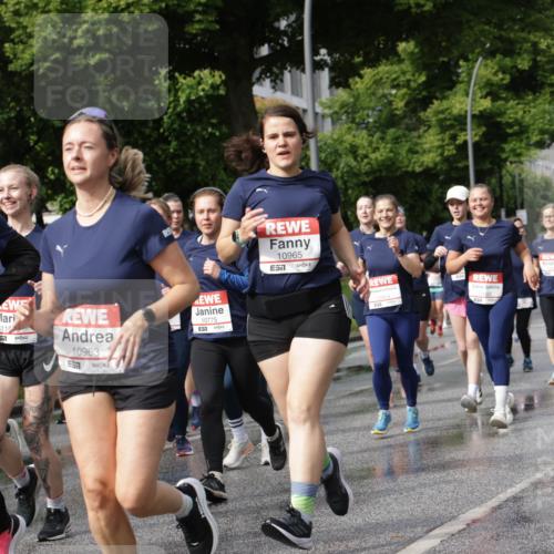 14.06.2026 - REWE Women's Run Jannik Wohlers http://msf.ph/oto/9796988 14.06.2026 09:11:09 Laufen 11098, 7, 10186, 110, 57, 10963, 10775, 10965, 7 meine-sportfotos.de