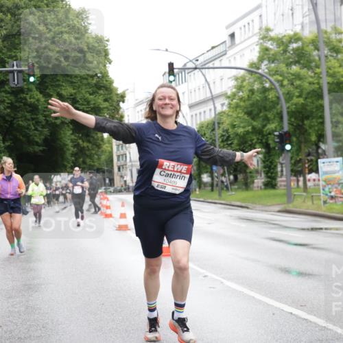 14.06.2026 - REWE Women's Run Jannik Wohlers http://msf.ph/oto/9796994 14.06.2026 09:59:52 Laufen 10409 meine-sportfotos.de