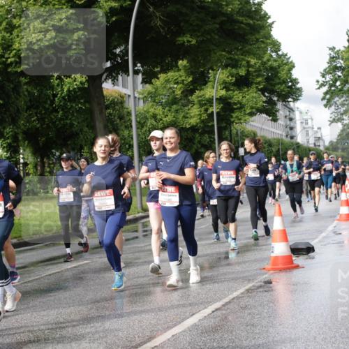 14.06.2026 - REWE Women's Run Jannik Wohlers http://msf.ph/oto/9797007 14.06.2026 09:11:10 Laufen 75, 48, 10414 meine-sportfotos.de