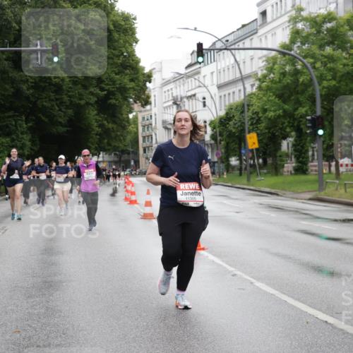 14.06.2026 - REWE Women's Run Jannik Wohlers http://msf.ph/oto/9797104 14.06.2026 10:00:09 Laufen 11305, 01 meine-sportfotos.de