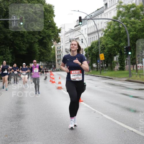 14.06.2026 - REWE Women's Run Jannik Wohlers http://msf.ph/oto/9797108 14.06.2026 10:00:09 Laufen 10959, 11305, 1 meine-sportfotos.de