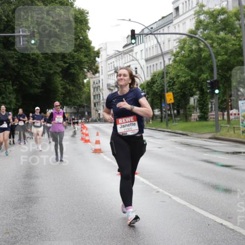 14.06.2026 - REWE Women's Run Jannik Wohlers http://msf.ph/oto/9797112 14.06.2026 10:00:09 Laufen 11305, 65, 01 meine-sportfotos.de