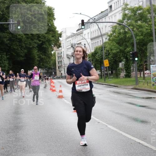 14.06.2026 - REWE Women's Run Jannik Wohlers http://msf.ph/oto/9797116 14.06.2026 10:00:09 Laufen 10959, 11305, 657, 01 meine-sportfotos.de
