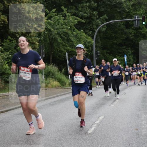 14.06.2026 - REWE Women's Run Jannik Wohlers http://msf.ph/oto/9797310 14.06.2026 10:00:31 Laufen 10836, 10127 meine-sportfotos.de