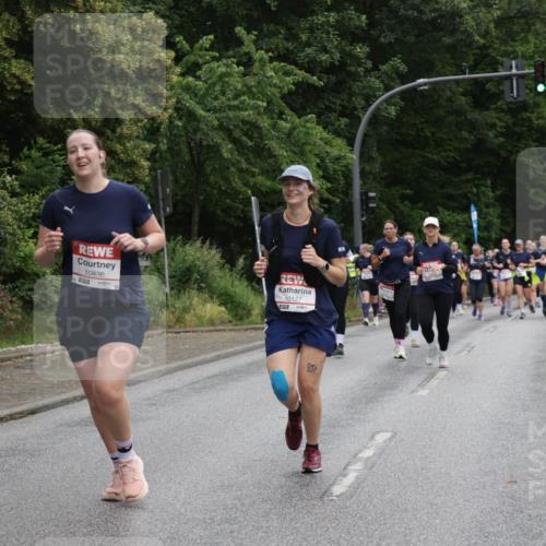 14.06.2026 - REWE Women's Run Jannik Wohlers http://msf.ph/oto/9797312 14.06.2026 10:00:31 Laufen 10836, 10127 meine-sportfotos.de