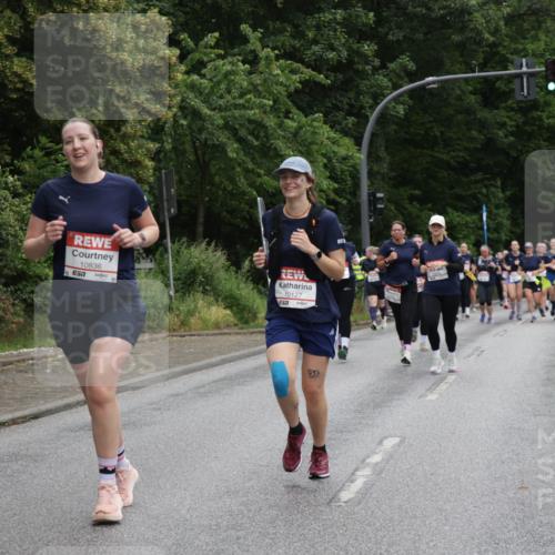 14.06.2026 - REWE Women's Run Jannik Wohlers http://msf.ph/oto/9797313 14.06.2026 10:00:31 Laufen 10836, 10127, 7 meine-sportfotos.de