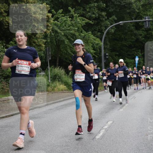 14.06.2026 - REWE Women's Run Jannik Wohlers http://msf.ph/oto/9797318 14.06.2026 10:00:31 Laufen 10836, 7, 10127, 657 meine-sportfotos.de