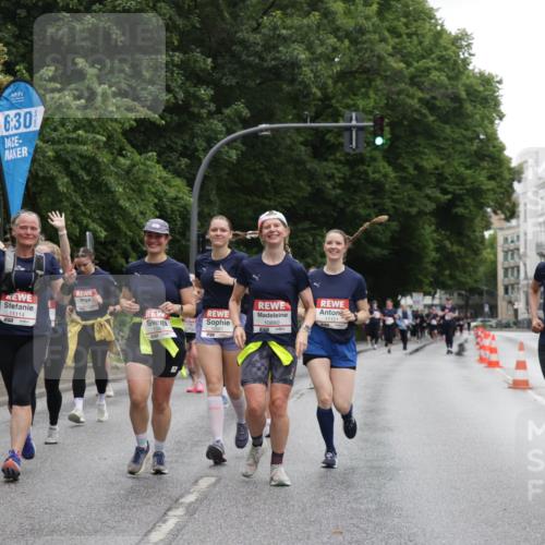 14.06.2026 - REWE Women's Run Jannik Wohlers http://msf.ph/oto/9797371 14.06.2026 10:00:39 Laufen 6, 30, 11114, 11121, 11211, 10880 meine-sportfotos.de