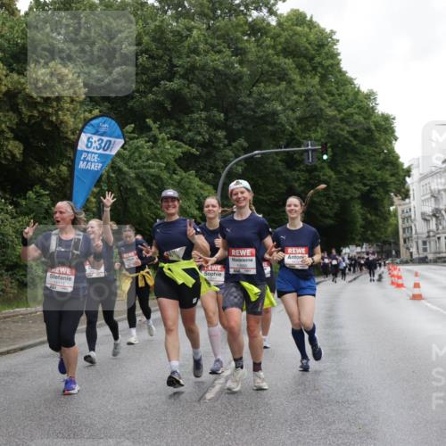 14.06.2026 - REWE Women's Run Jannik Wohlers http://msf.ph/oto/9797381 14.06.2026 10:00:40 Laufen 6, 30, 11114, 11211, 10880 meine-sportfotos.de