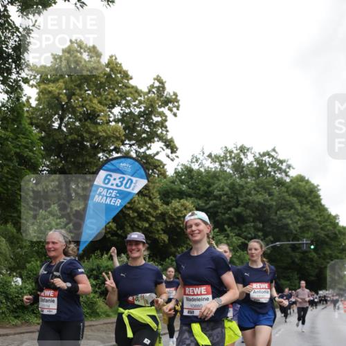 14.06.2026 - REWE Women's Run Jannik Wohlers http://msf.ph/oto/9797418 14.06.2026 10:00:42 Laufen 6, 30, 11114, 10880, 11121 meine-sportfotos.de