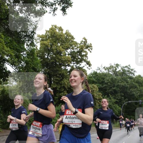 14.06.2026 - REWE Women's Run Jannik Wohlers http://msf.ph/oto/9797456 14.06.2026 10:00:43 Laufen 10019, 10581, 11121, 57, 11148 meine-sportfotos.de