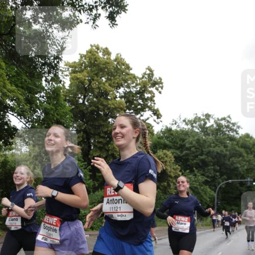 14.06.2026 - REWE Women's Run Jannik Wohlers http://msf.ph/oto/9797457 14.06.2026 10:00:43 Laufen 10019, 57, 10581, 11121, 11148 meine-sportfotos.de