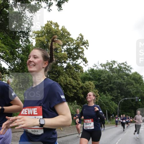 14.06.2026 - REWE Women's Run Jannik Wohlers http://msf.ph/oto/9797464 14.06.2026 10:00:43 Laufen 11148 meine-sportfotos.de
