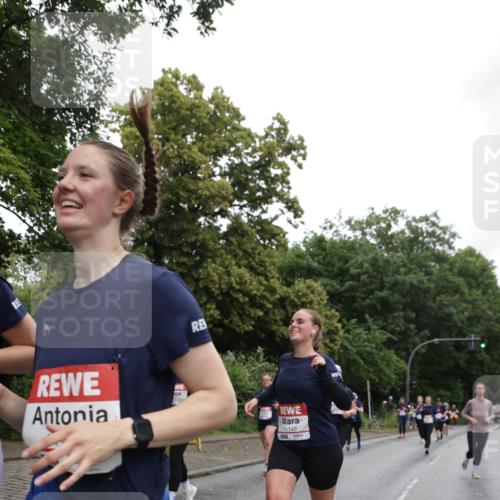 14.06.2026 - REWE Women's Run Jannik Wohlers http://msf.ph/oto/9797465 14.06.2026 10:00:43 Laufen 11148 meine-sportfotos.de