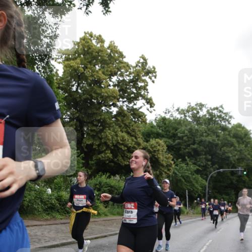 14.06.2026 - REWE Women's Run Jannik Wohlers http://msf.ph/oto/9797470 14.06.2026 10:00:44 Laufen 1148 meine-sportfotos.de