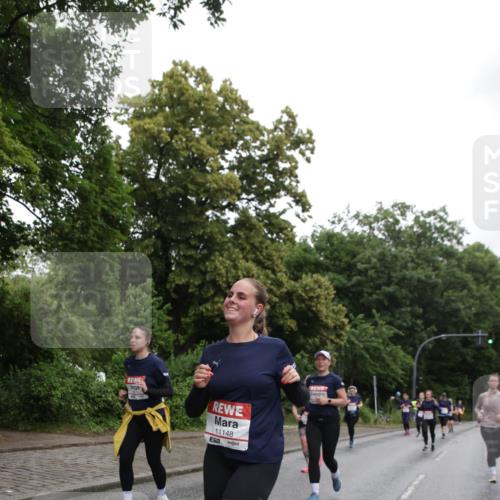 14.06.2026 - REWE Women's Run Jannik Wohlers http://msf.ph/oto/9797475 14.06.2026 10:00:44 Laufen 11148 meine-sportfotos.de