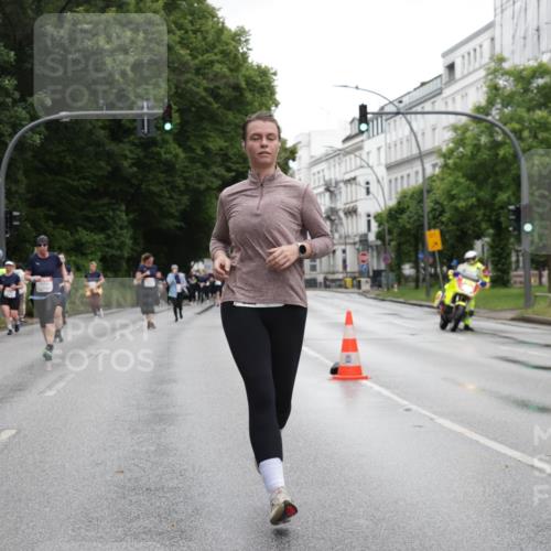 14.06.2026 - REWE Women's Run Jannik Wohlers http://msf.ph/oto/9797478 14.06.2026 10:00:45 Laufen  meine-sportfotos.de