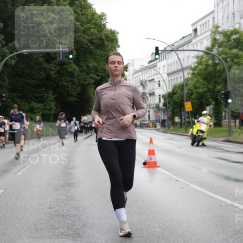 14.06.2026 - REWE Women's Run Jannik Wohlers http://msf.ph/oto/9797480 14.06.2026 10:00:45 Laufen  meine-sportfotos.de