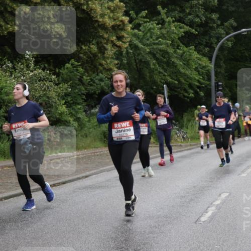 14.06.2026 - REWE Women's Run Jannik Wohlers http://msf.ph/oto/9797488 14.06.2026 10:00:46 Laufen 11112, 10775 meine-sportfotos.de