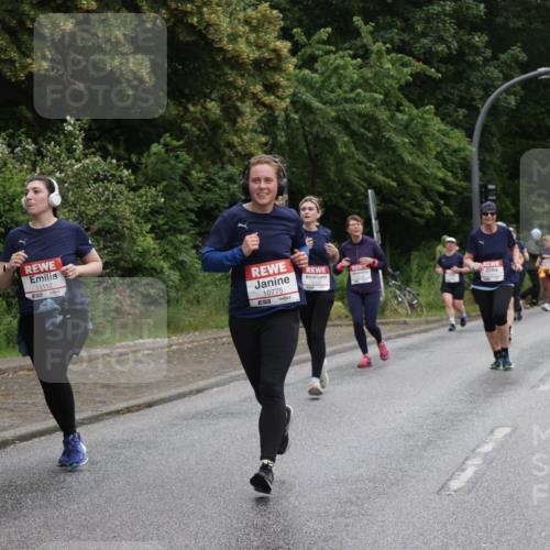 14.06.2026 - REWE Women's Run Jannik Wohlers http://msf.ph/oto/9797491 14.06.2026 10:00:46 Laufen 11112, 51, 10775, 57 meine-sportfotos.de