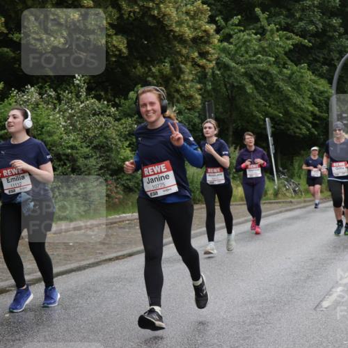 14.06.2026 - REWE Women's Run Jannik Wohlers http://msf.ph/oto/9797503 14.06.2026 10:00:47 Laufen 11112, 10775, 57 meine-sportfotos.de