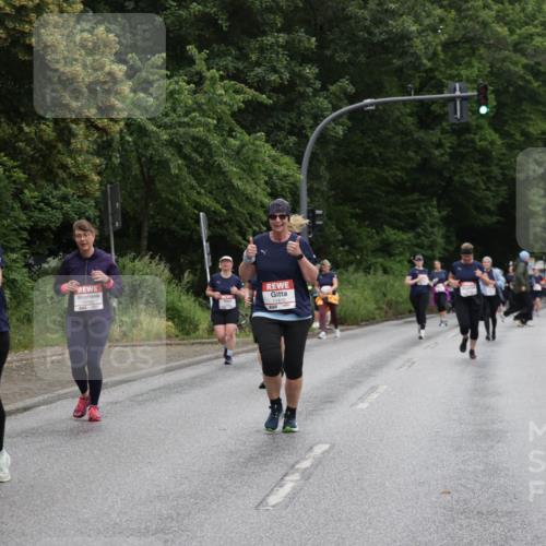 14.06.2026 - REWE Women's Run Jannik Wohlers http://msf.ph/oto/9797522 14.06.2026 10:00:48 Laufen 10123, 11188, 11410 meine-sportfotos.de