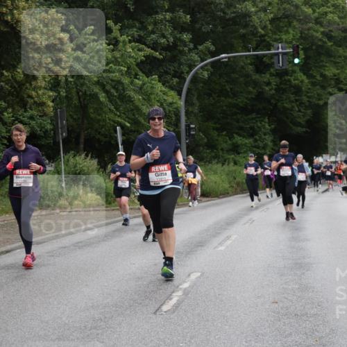 14.06.2026 - REWE Women's Run Jannik Wohlers http://msf.ph/oto/9797536 14.06.2026 10:00:49 Laufen 10123, 1517, 11188, 11410 meine-sportfotos.de