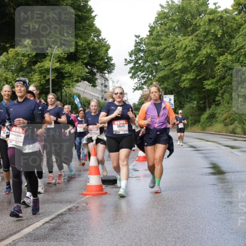 14.06.2026 - REWE Women's Run Jannik Wohlers http://msf.ph/oto/9797542 14.06.2026 09:11:48 Laufen 11484, 1364, 10717, 10164 meine-sportfotos.de
