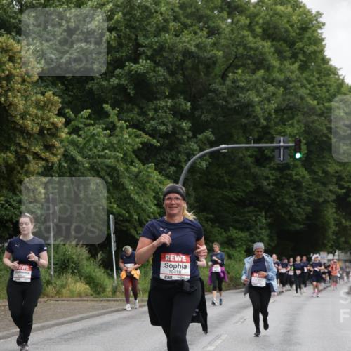 14.06.2026 - REWE Women's Run Jannik Wohlers http://msf.ph/oto/9797558 14.06.2026 10:00:53 Laufen 10418, 7 meine-sportfotos.de