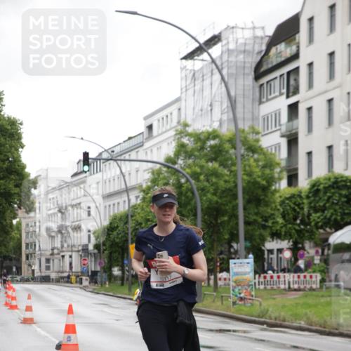 14.06.2026 - REWE Women's Run Jannik Wohlers http://msf.ph/oto/9797582 14.06.2026 10:00:55 Laufen 10117 meine-sportfotos.de
