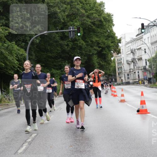 14.06.2026 - REWE Women's Run Jannik Wohlers http://msf.ph/oto/9797639 14.06.2026 10:01:05 Laufen 0353, 10726, 1 meine-sportfotos.de