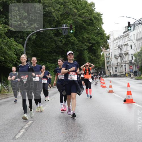 14.06.2026 - REWE Women's Run Jannik Wohlers http://msf.ph/oto/9797641 14.06.2026 10:01:05 Laufen 11532, 0353 meine-sportfotos.de