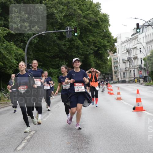 14.06.2026 - REWE Women's Run Jannik Wohlers http://msf.ph/oto/9797646 14.06.2026 10:01:05 Laufen 10726, 10723, 01 meine-sportfotos.de