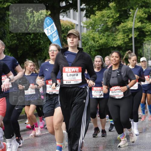14.06.2026 - REWE Women's Run Jannik Wohlers http://msf.ph/oto/9797658 14.06.2026 09:11:54 Laufen 74, 11219, 7, 00, 11338, 10557, 10710, 7, 10038, 6577, 10889, 00222 meine-sportfotos.de