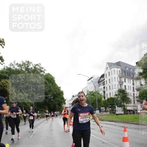 14.06.2026 - REWE Women's Run Jannik Wohlers http://msf.ph/oto/9797665 14.06.2026 10:01:08 Laufen 10726 meine-sportfotos.de