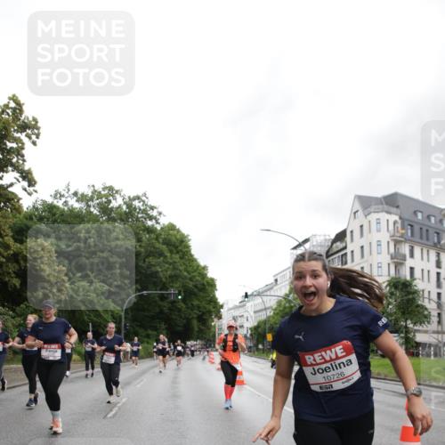 14.06.2026 - REWE Women's Run Jannik Wohlers http://msf.ph/oto/9797674 14.06.2026 10:01:09 Laufen 10726 meine-sportfotos.de