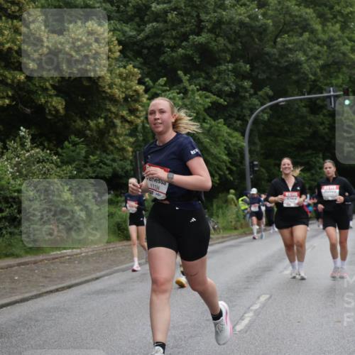 14.06.2026 - REWE Women's Run Jannik Wohlers http://msf.ph/oto/9797718 14.06.2026 10:01:14 Laufen 11134 meine-sportfotos.de