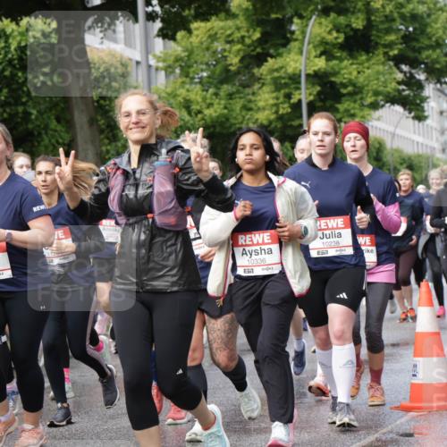 14.06.2026 - REWE Women's Run Jannik Wohlers http://msf.ph/oto/9797719 14.06.2026 09:11:57 Laufen 10739, 577, 11359, 120, 5, 10336, 657, 10238, 511, 1180 meine-sportfotos.de