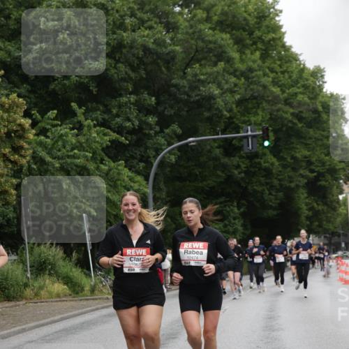 14.06.2026 - REWE Women's Run Jannik Wohlers http://msf.ph/oto/9797728 14.06.2026 10:01:15 Laufen 10672, 57, 10474, 57 meine-sportfotos.de