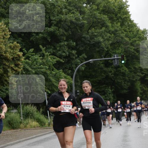 14.06.2026 - REWE Women's Run Jannik Wohlers http://msf.ph/oto/9797733 14.06.2026 10:01:16 Laufen 10672, 57, 10474, 57 meine-sportfotos.de