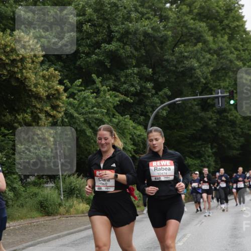 14.06.2026 - REWE Women's Run Jannik Wohlers http://msf.ph/oto/9797744 14.06.2026 10:01:16 Laufen 10672, 10474, 57 meine-sportfotos.de